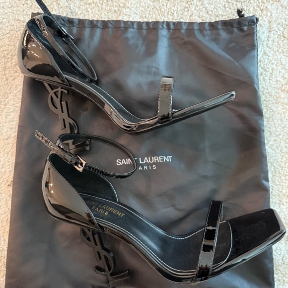 YSL Logo Heels - Picture 3 of 6